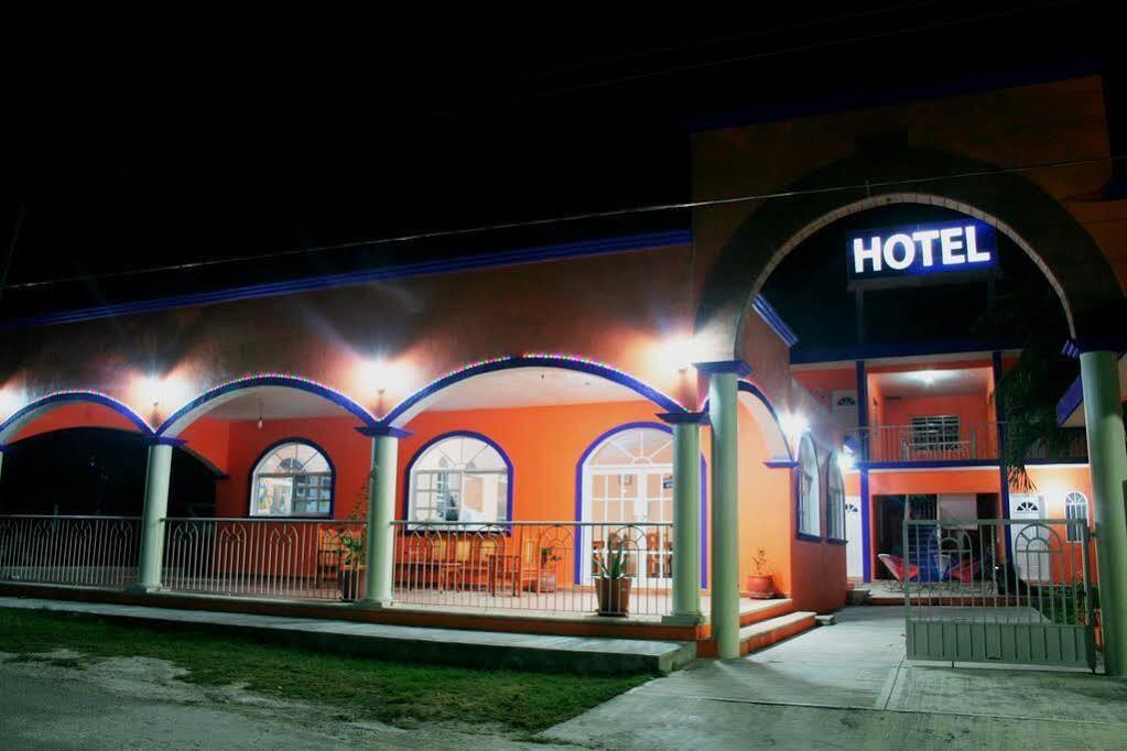 Hotel Hacienda Bacalar Exterior photo