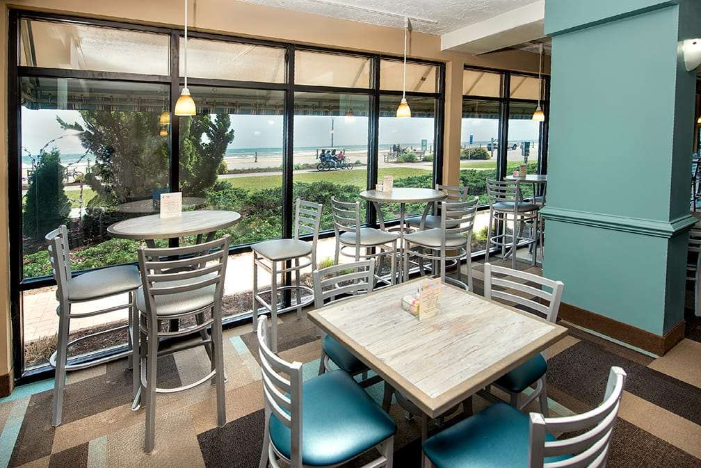 Ramada Plaza By Wyndham Virginia Beach Oceanfront Restaurant photo