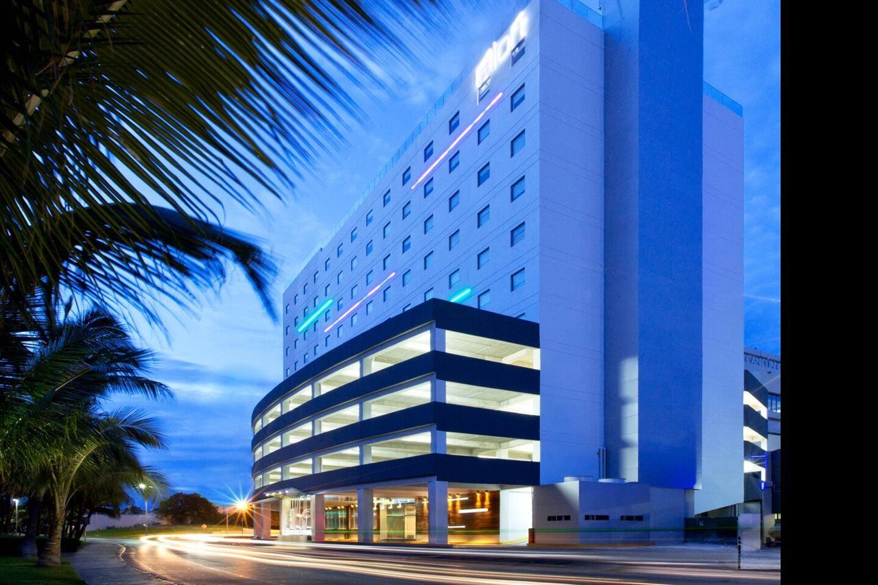 Aloft Cancun Exterior photo