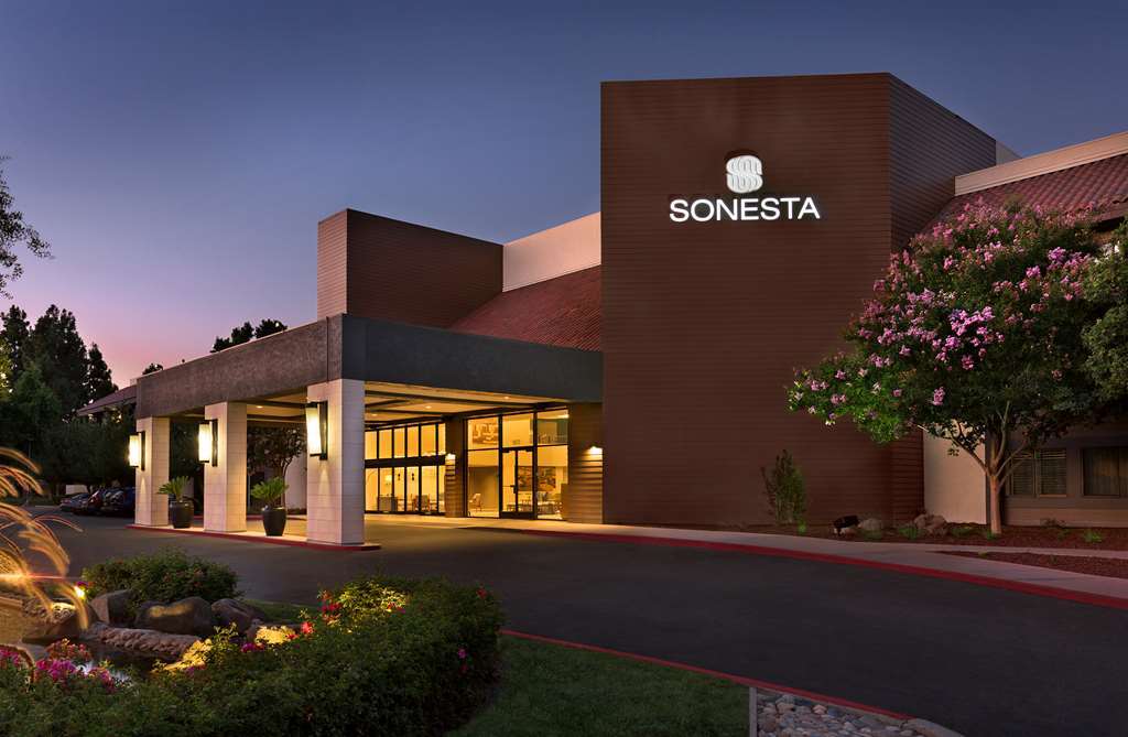 Sonesta Hotel Loja Exterior photo