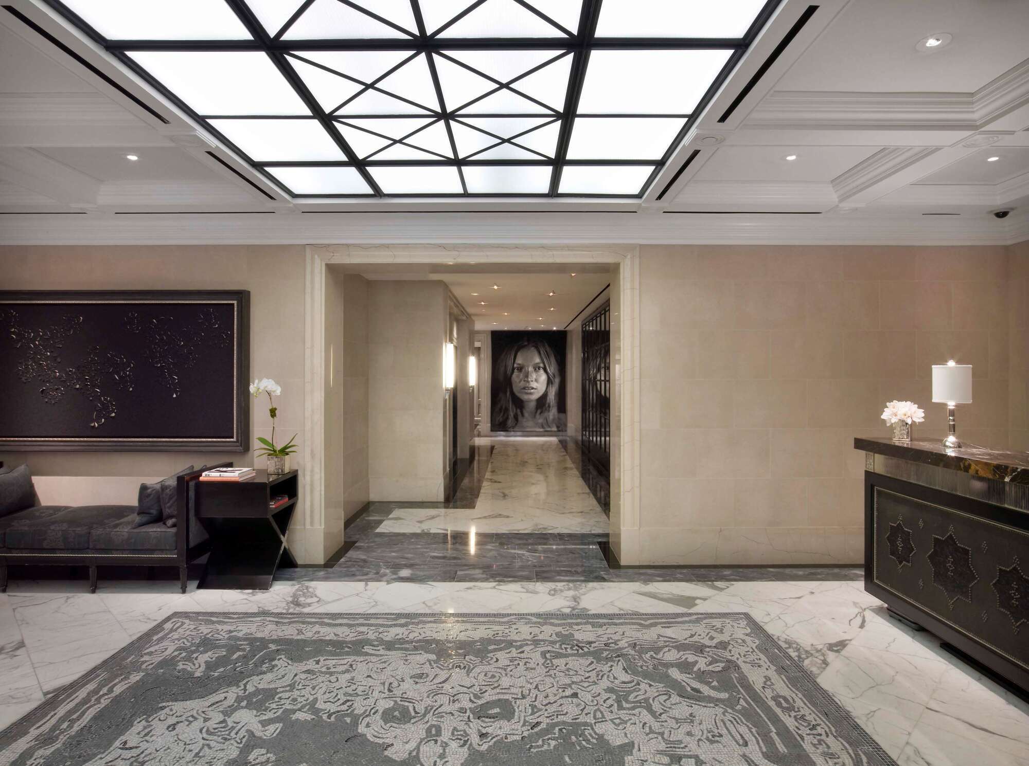 The Surrey Hotel New York Interior photo