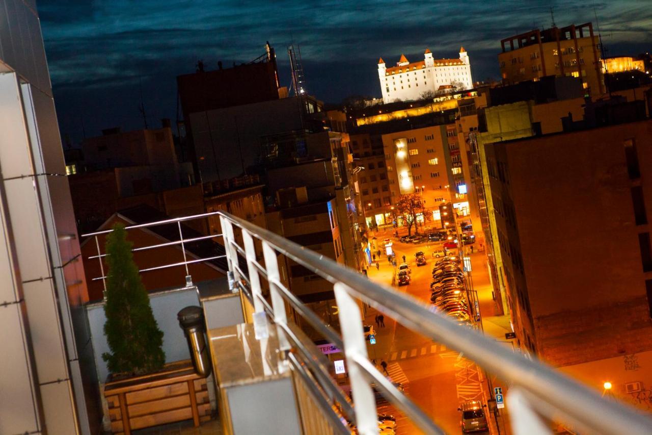 Danubia Gate Hotel Bratislava Exterior photo