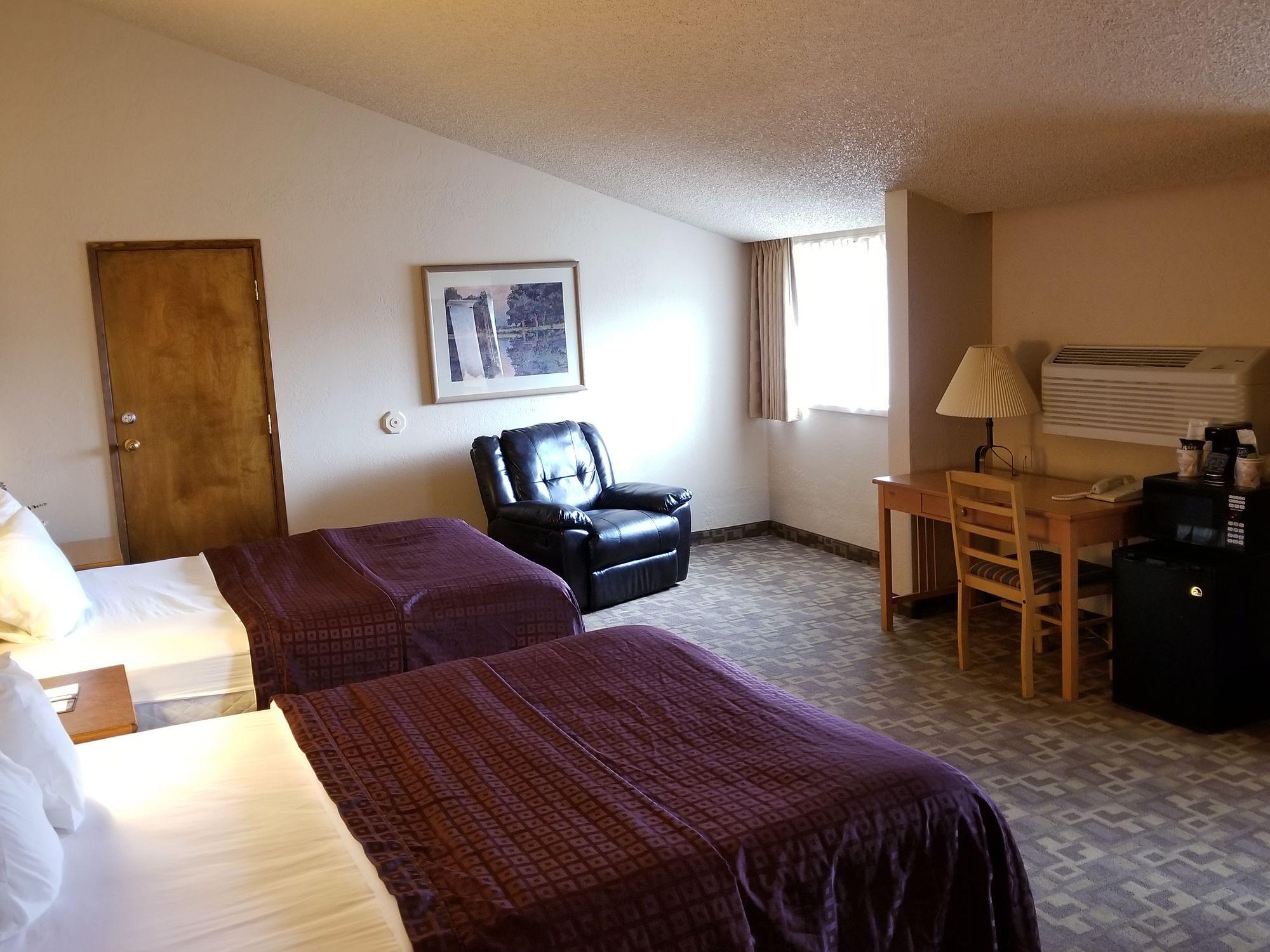 Fairbridge Inn, Suites & Outlaw Conference Center - Kalispell Exterior photo