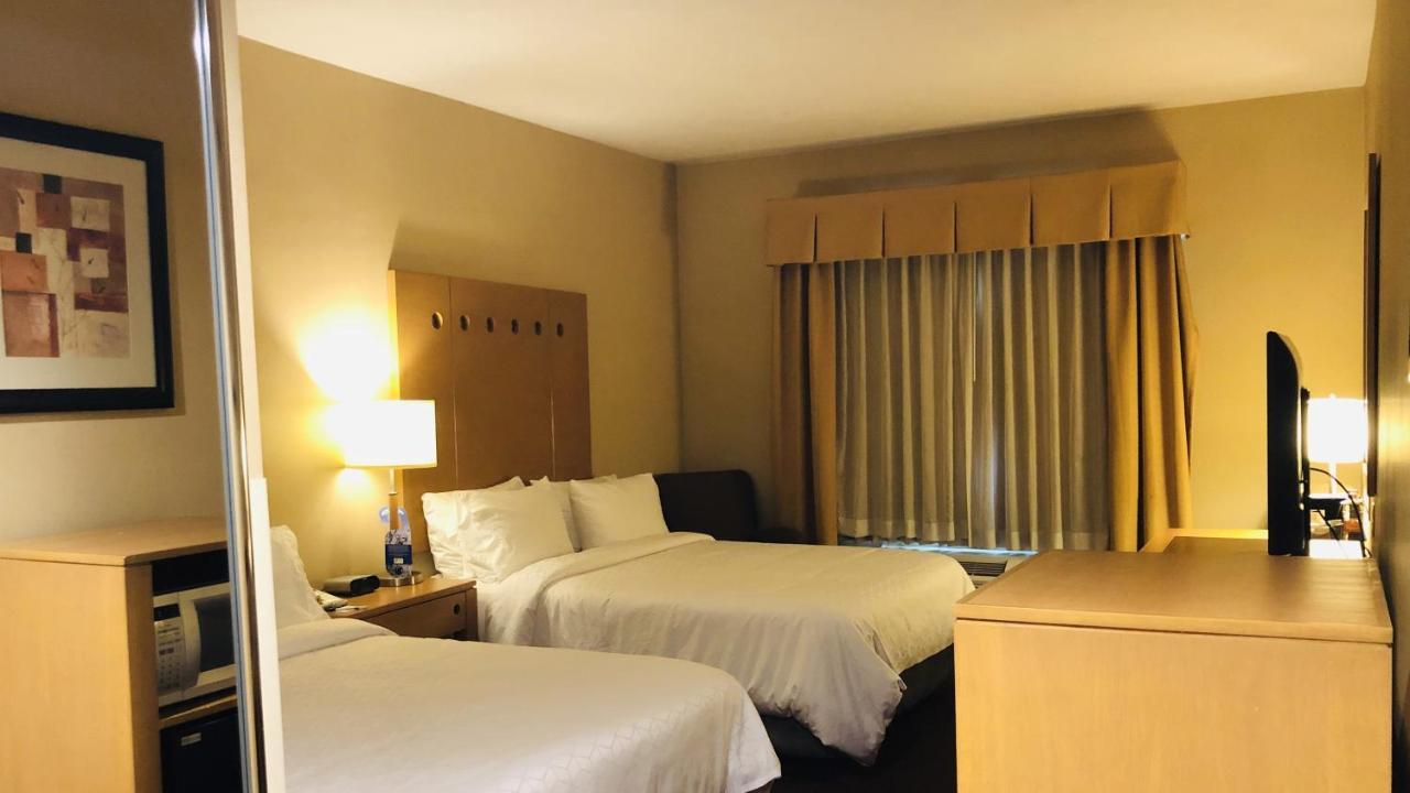 Holiday Inn Express Saltillo Zona Aeropuerto, An Ihg Hotel Room photo