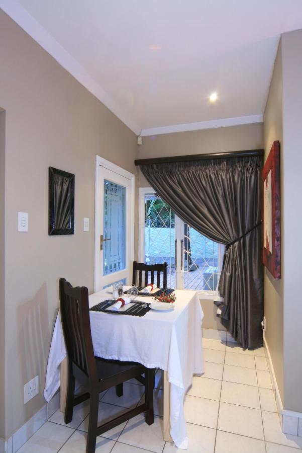 La Loggia On Portland Bed & Breakfast Durban Exterior photo