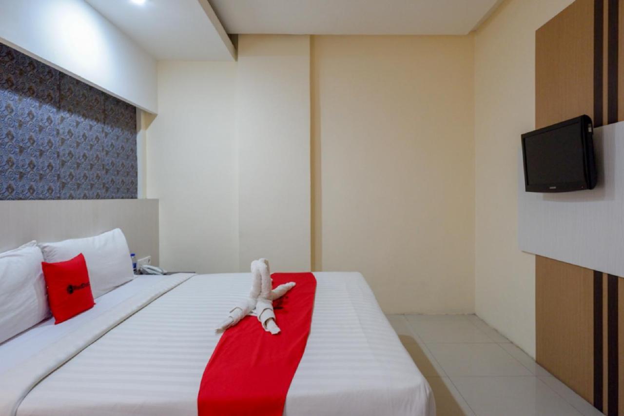 Reddoorz Plus Near Hotel Benua Kendari Exterior photo