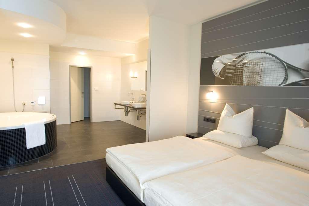 Novina Hotel Herzogenaurach Herzo-Base Room photo