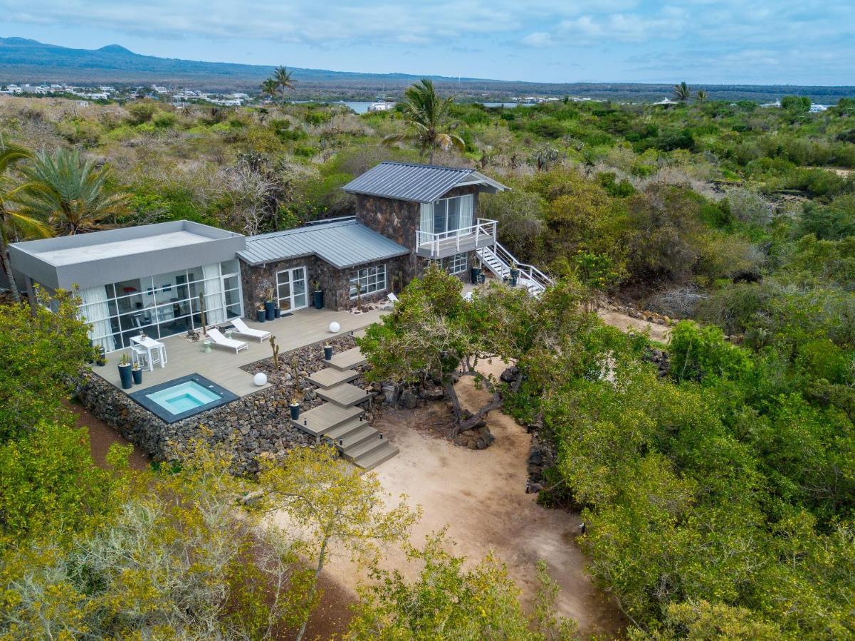 Finch Bay Galapagos Hotel Puerto Ayora  Exterior photo