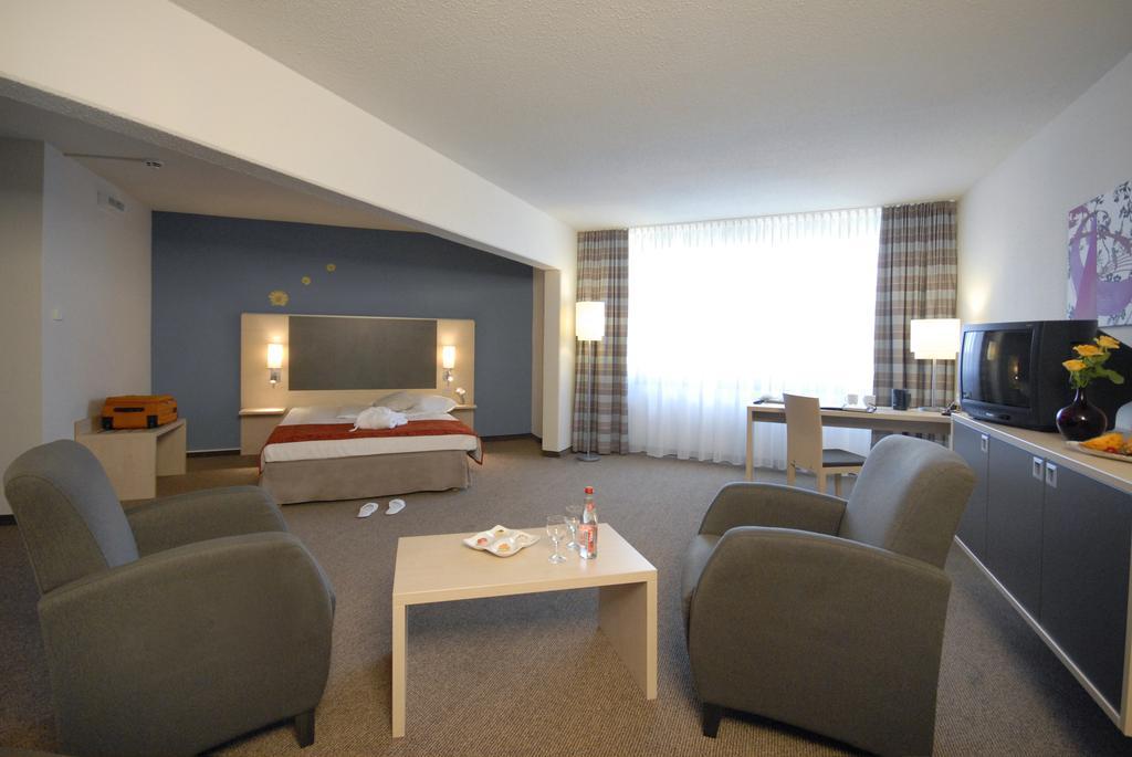 Mercure Bonn Hardtberg Room photo