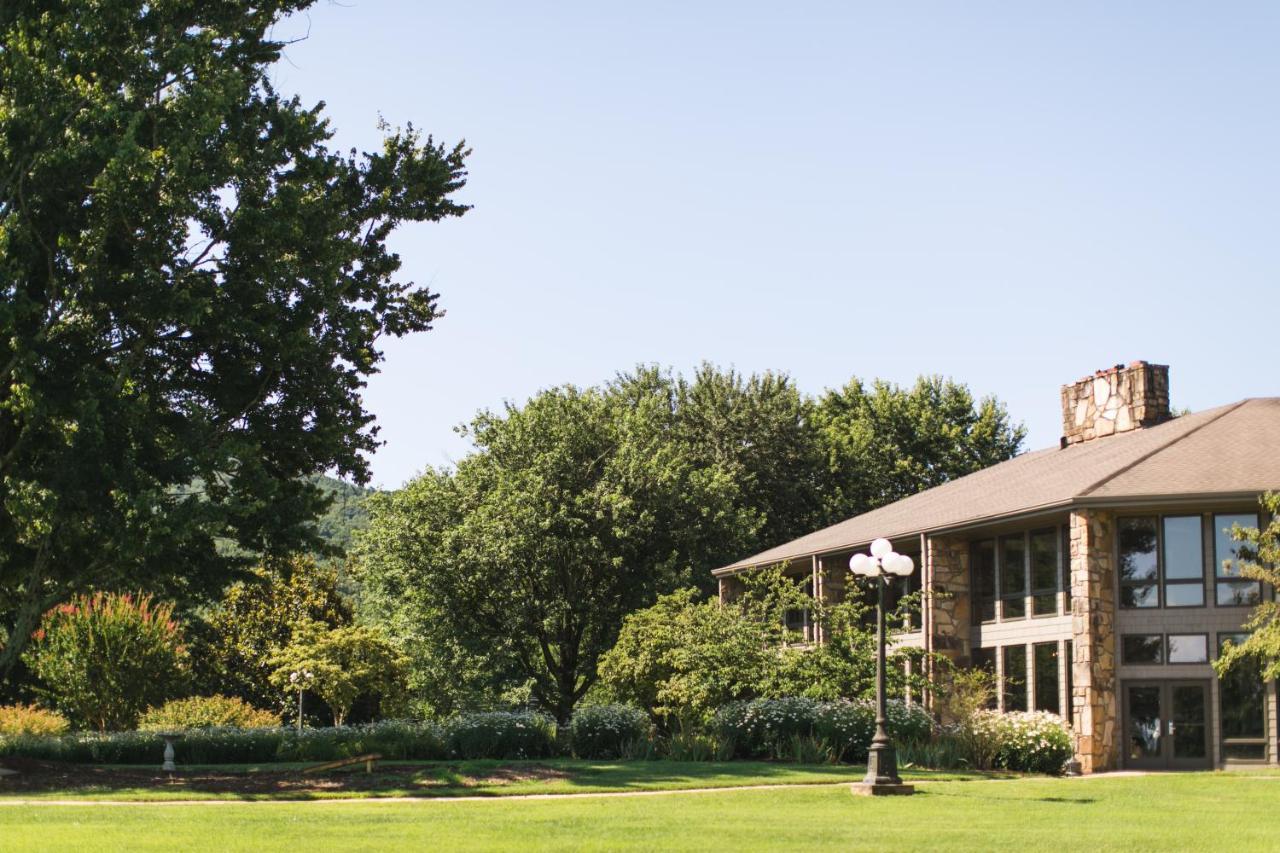 The Ridges Resort On Lake Chatuge Young Harris Exterior photo