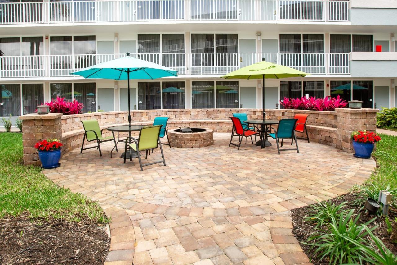 Baymont By Wyndham Celebration Hotel Kissimmee Exterior photo