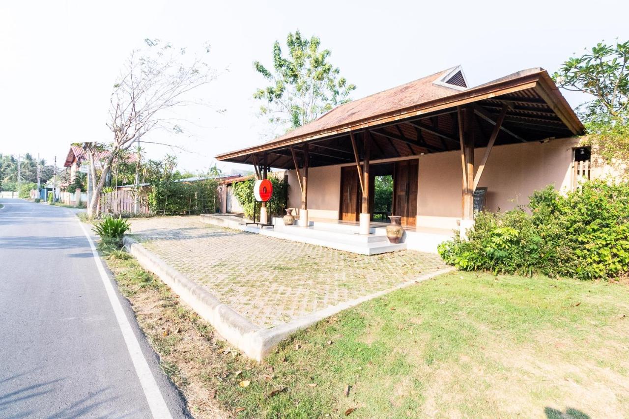 Oyo 754 Yao In Chan Resort Samut Songkhram Exterior photo