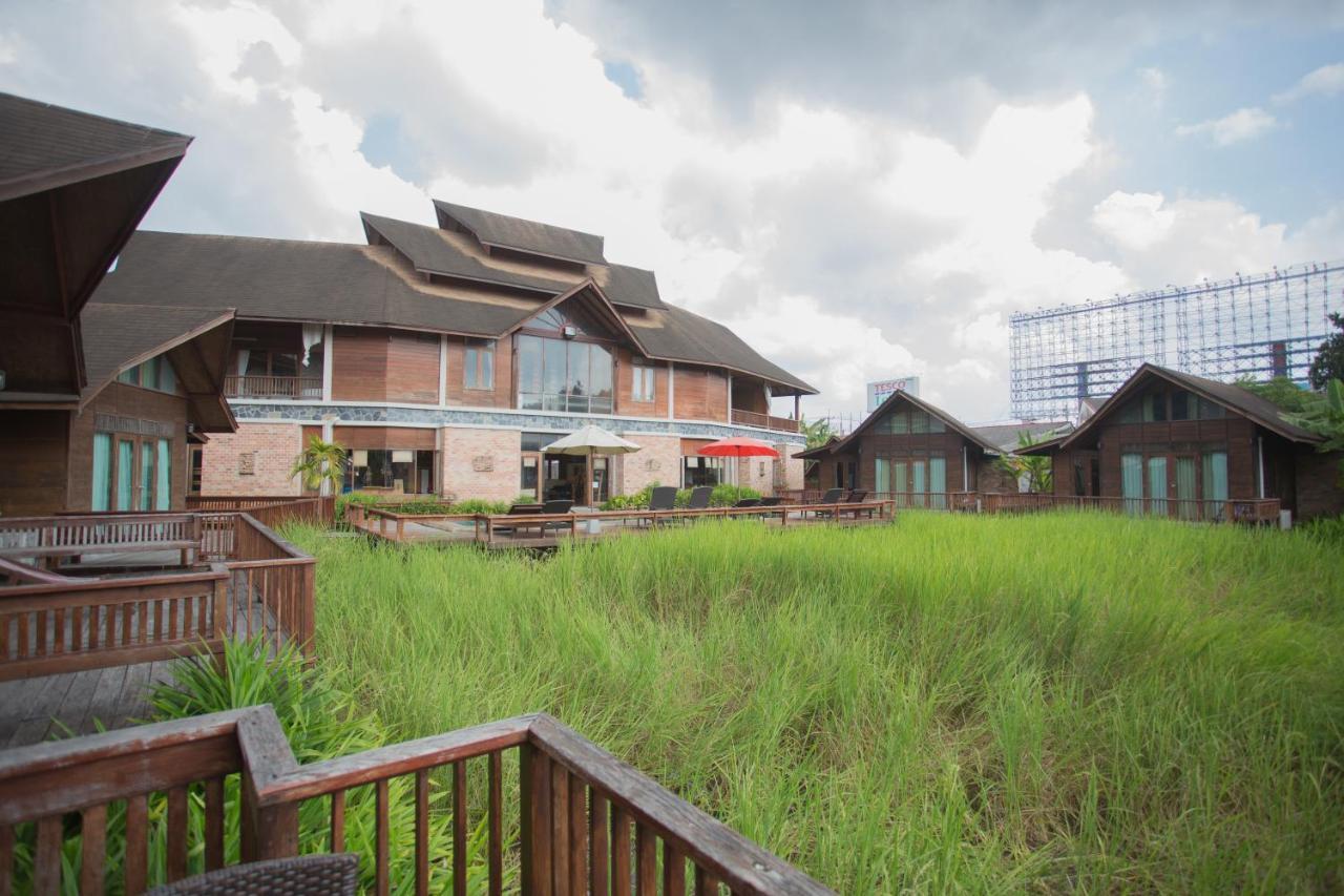 100 Islands Resort & Spa Surat Thani Exterior photo