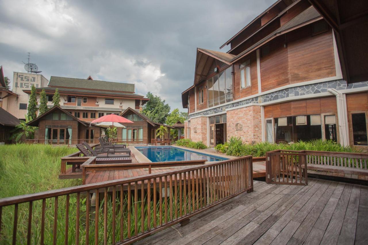 100 Islands Resort & Spa Surat Thani Exterior photo