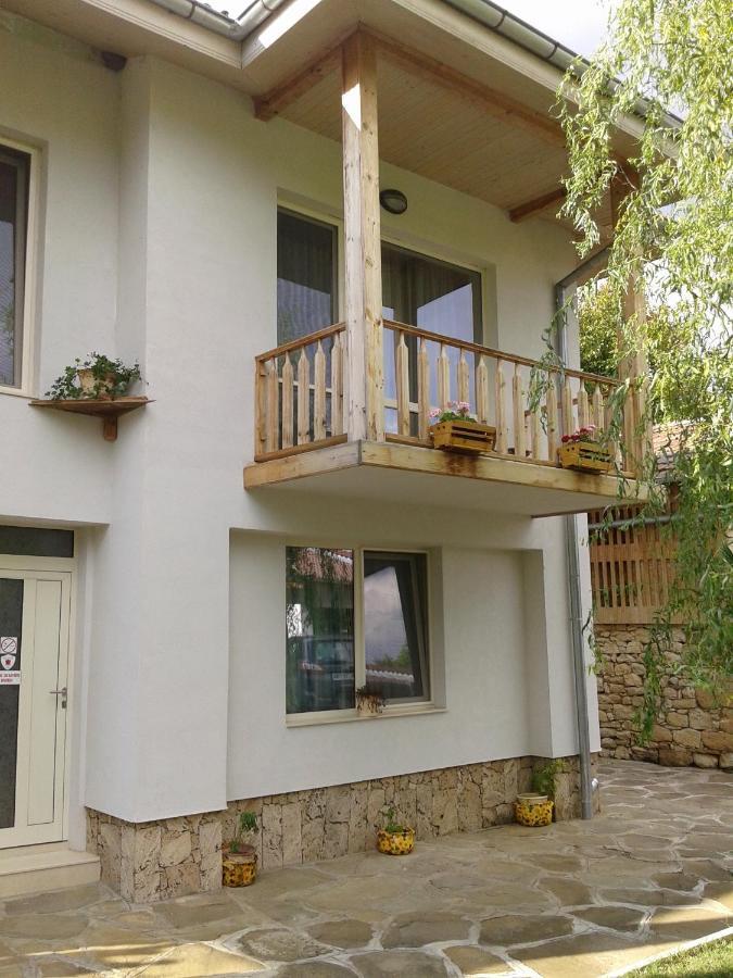 Guest House Bigora Krushuna Exterior photo