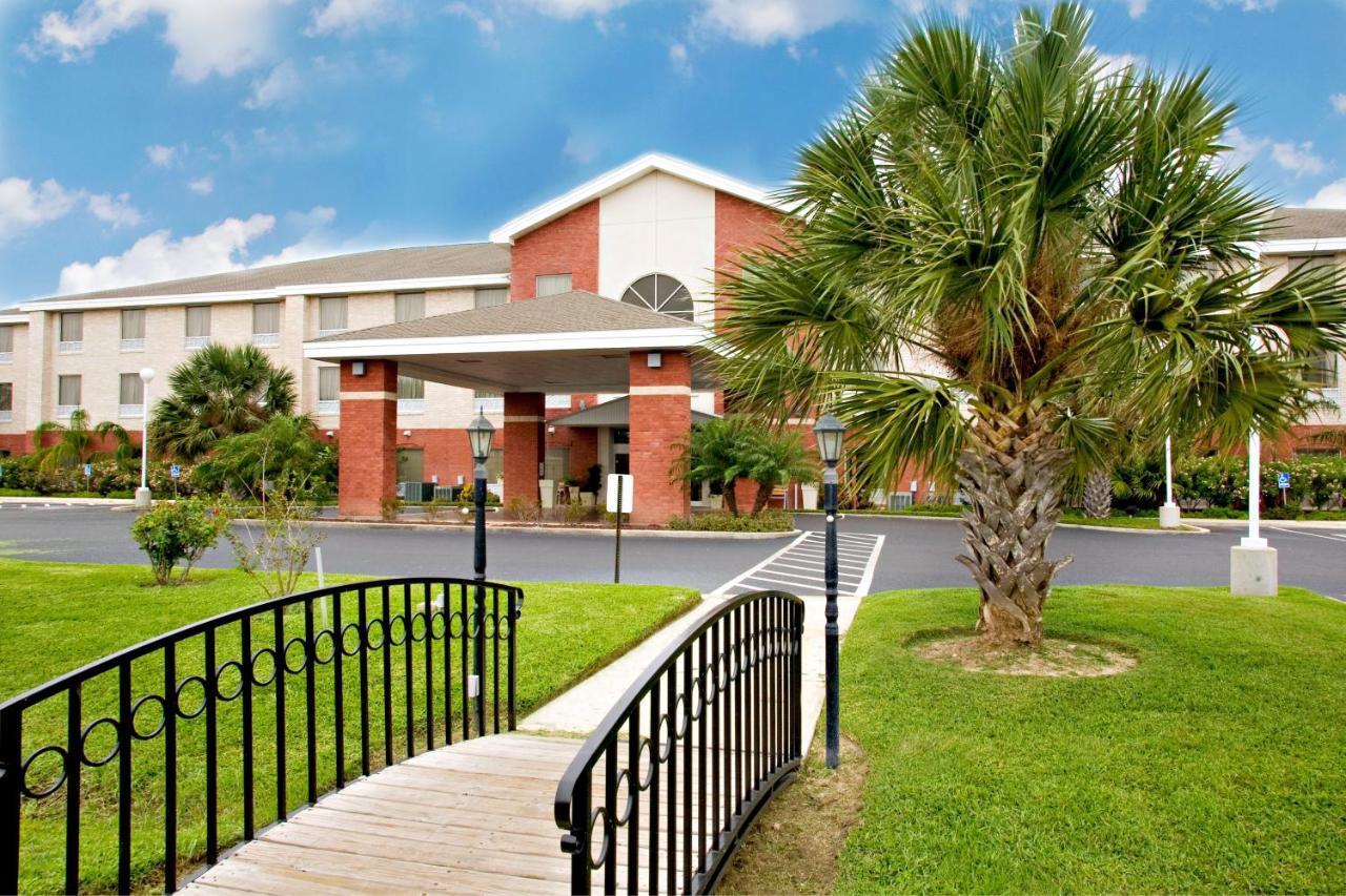 Holiday Inn Express Hotel And Suites Weslaco, An Ihg Hotel Exterior photo