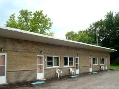 Pleasant Stay Motel Ancaster Exterior photo