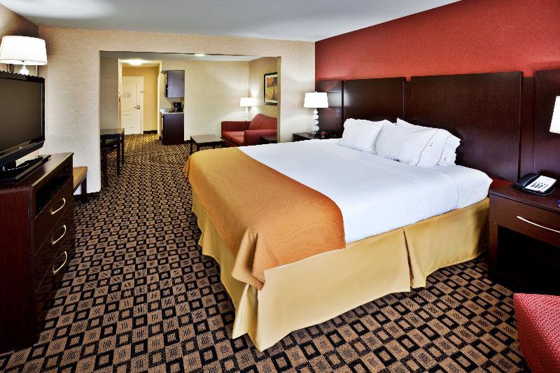 Holiday Inn Express Hotel & Suites Crawfordsville, An Ihg Hotel Exterior photo