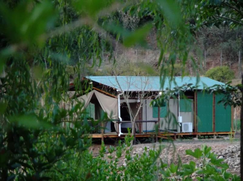 Old Mill Lodge, Seasonal Working Ostrich Farm & Restaurant, Oudtshoorn Exterior photo