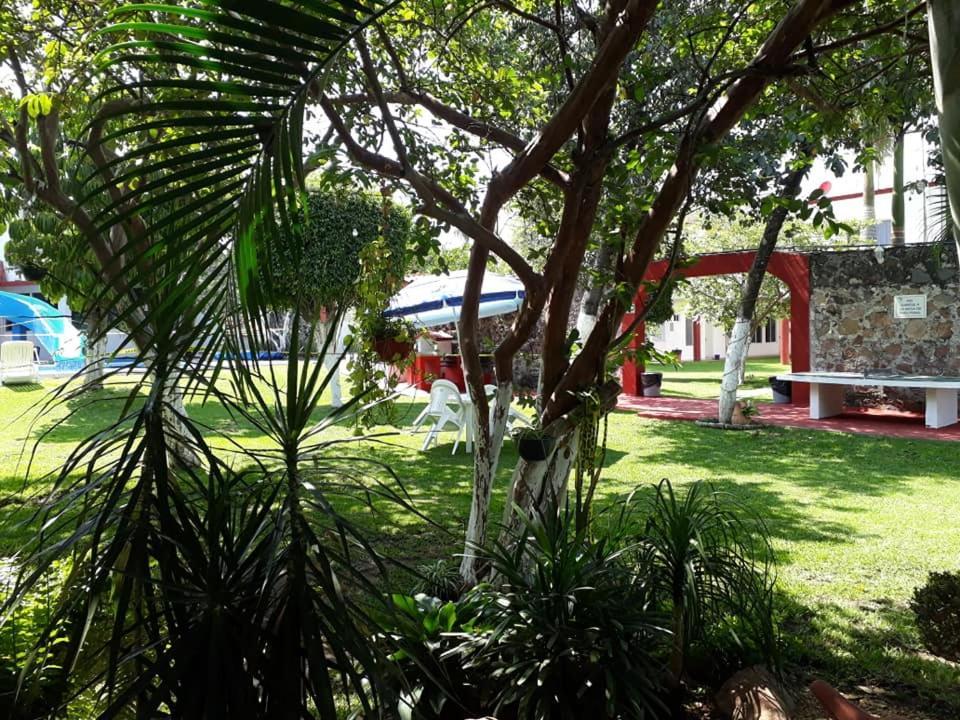 Hotel Quinta Paraiso Cocoyoc Exterior photo