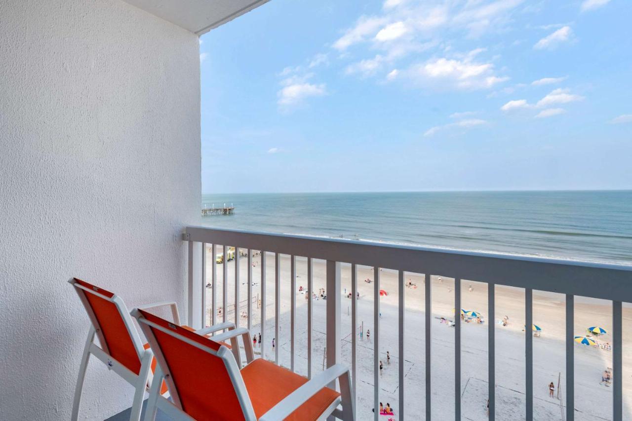 Comfort Inn & Suites Daytona Beach Oceanfront Exterior photo