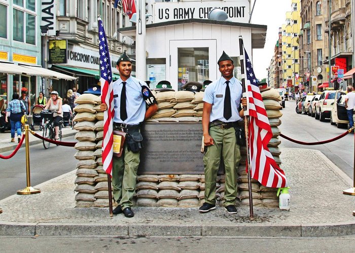 Checkpoint Charlie Checkpoint Charlie • Famous building » outdooractive.com photo