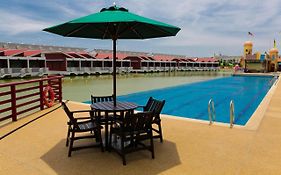 Tasik Villa International Resort Port Dickson Exterior photo