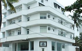Sai Sea City Hotel Colombo Exterior photo