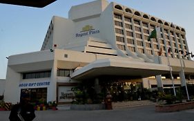 Regent Plaza Hotel & Convention Center Karachi Exterior photo