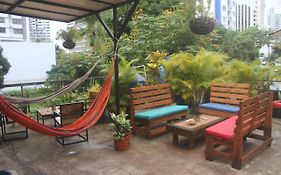 Eden'S Garden Hostel Panama City Exterior photo