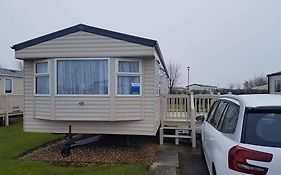 Cosy Caravans Sandhills 175 Butlins Skegness Resort Ingoldmells Exterior photo