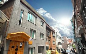 Mago Guesthouse Seoul Exterior photo