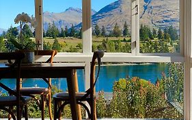 Stay Of Queenstown Exterior photo
