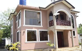 Horeb Mountain Apartment Dar es Salaam Exterior photo