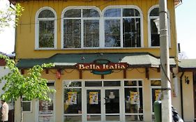 Hostel Bella Italia Braila Exterior photo