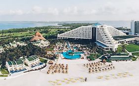 Iberostar Selection Cancun (Adults Only) Hotel Exterior photo