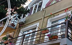 Guesthouse Melikishvili 57 Batumi Exterior photo