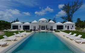 Seven Palms By Eleuthera Vacation Rentals Governor's Harbour Exterior photo