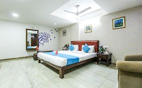 Hotel Seven Ahmedabad Exterior photo