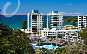 Oceanside Resort & Twin Towers Mount Maunganui Exterior photo