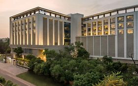 Radisson Bhopal Hotel Exterior photo