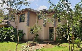 Spurwing Guest House Nairobi Exterior photo