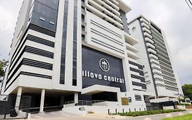 Illovo Central @ Sandton Johannesburg Exterior photo