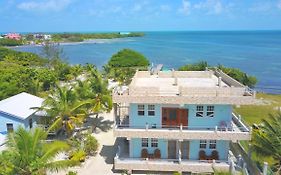 Hidden Treasure Vacation Home Bay Blue Suite 2 Belize City Exterior photo