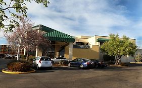 Quality Inn & Suites Fort Collins Exterior photo
