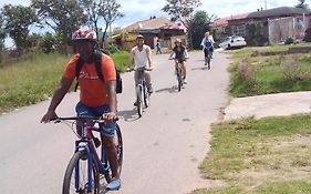 Authentic Bicycle Tours And Backpackers Hostel Soweto Exterior photo