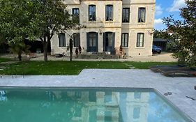 Demeure Saint Louis, Cite 10Mn A Pieds, Parking Prive, Bornes 7,2 Kw, Ac, Full Wifi Bed & Breakfast Carcassonne Exterior photo