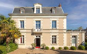 Le Pavillon Des Lys - Hotel Particulier Amboise Exterior photo