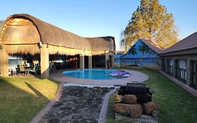 The Log Cabin Apartments Hotel Standerton Exterior photo