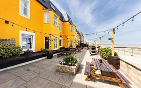 The Beaches Hotel Prestatyn Exterior photo